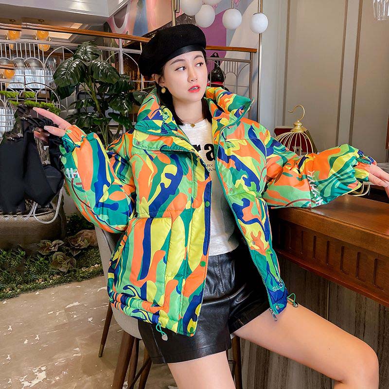 Зимняя женская куртка-пуховик с принтом граффити, модная толстая короткая парка с капюшоном, шикарная свободная уличная верхняя одежда