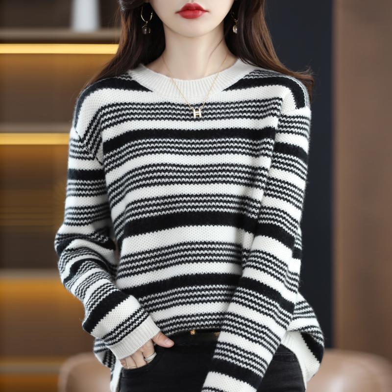 Winter Sweater Women's Round Neck Loose Autumn and Winter Striped Top Knitted Base Sweater