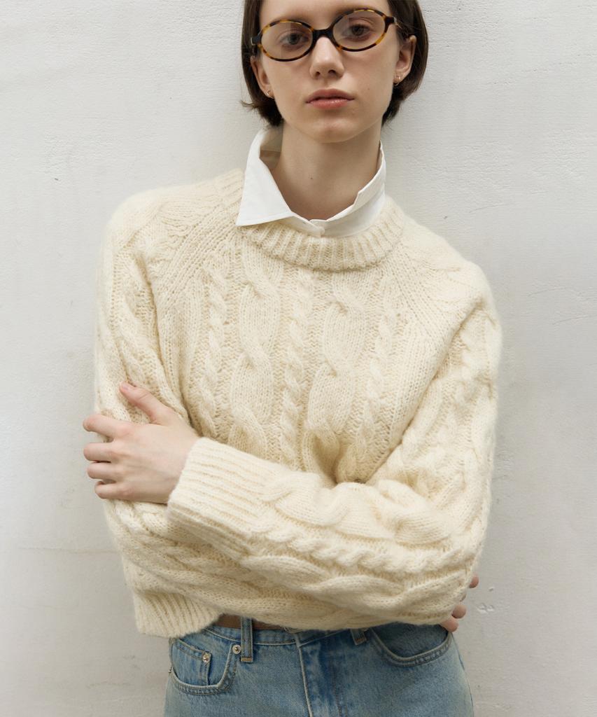 OSTKAKA Mohair Cable Pullover Cream