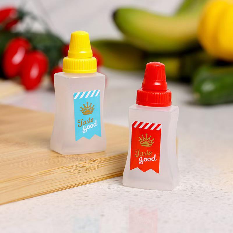 Mini Portable Japanese-Style Squeeze Sauce Bottle