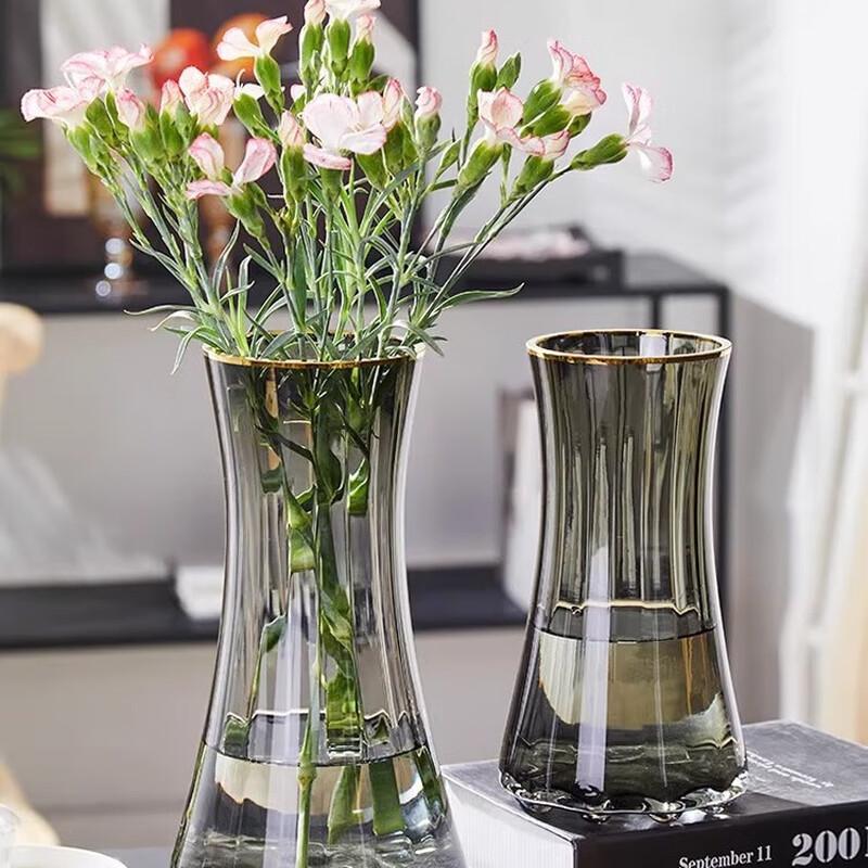 Elegant Transparent Cylindrical Glass Vase