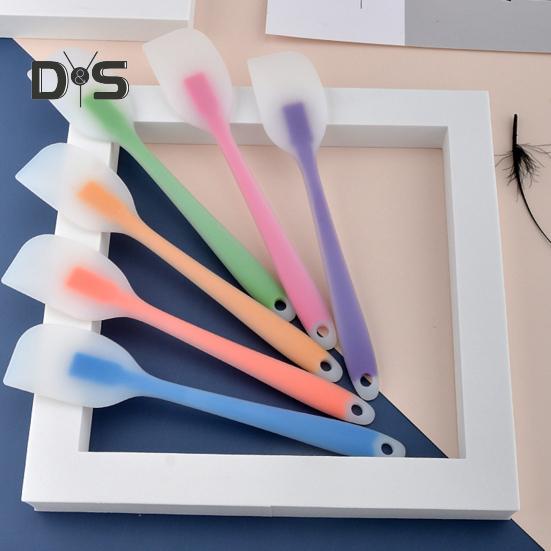 Лопатка для крема с антипригарным покрытием для приготовления десертов, портативный термостойкий скребок для выпечки, кондитерский инструмент