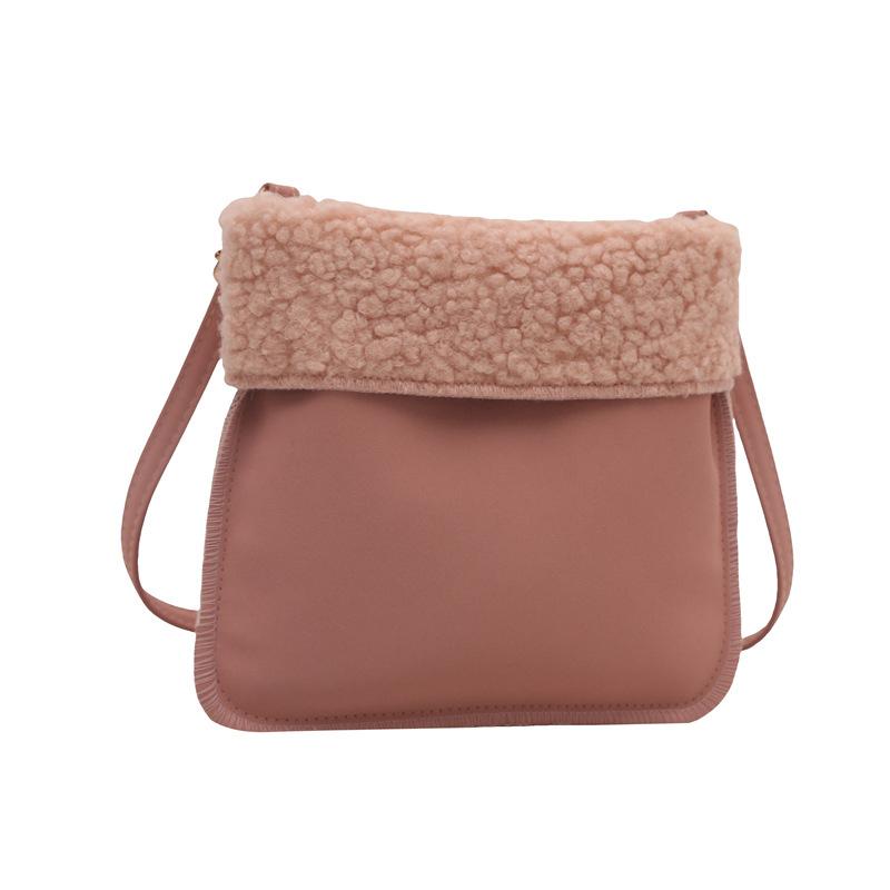 New Autumn Simple and Beautiful Faux Fur Lamb Wool Pocket Fashion Messenger Shoulder Bag for Women