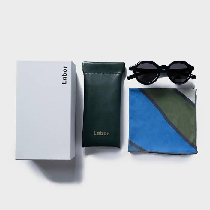 Tailor (Black)
