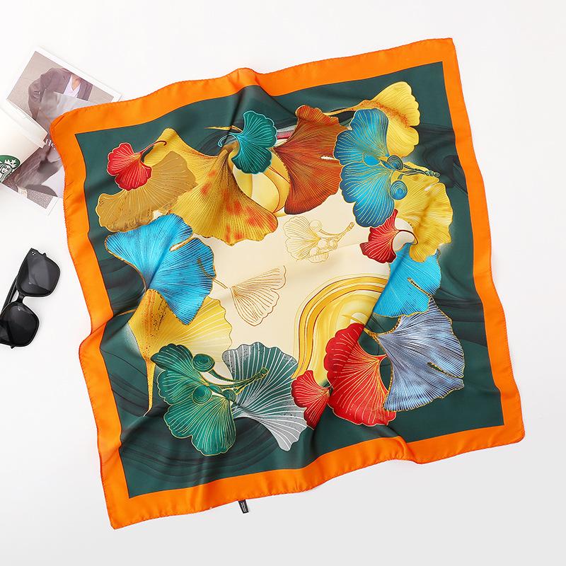 Spring/Summer New Women'S Silk Scarf 70 * 70cm Simulated Silk Twill Square Scarf Fashion Printed Large Square Scarf Professional Scarf