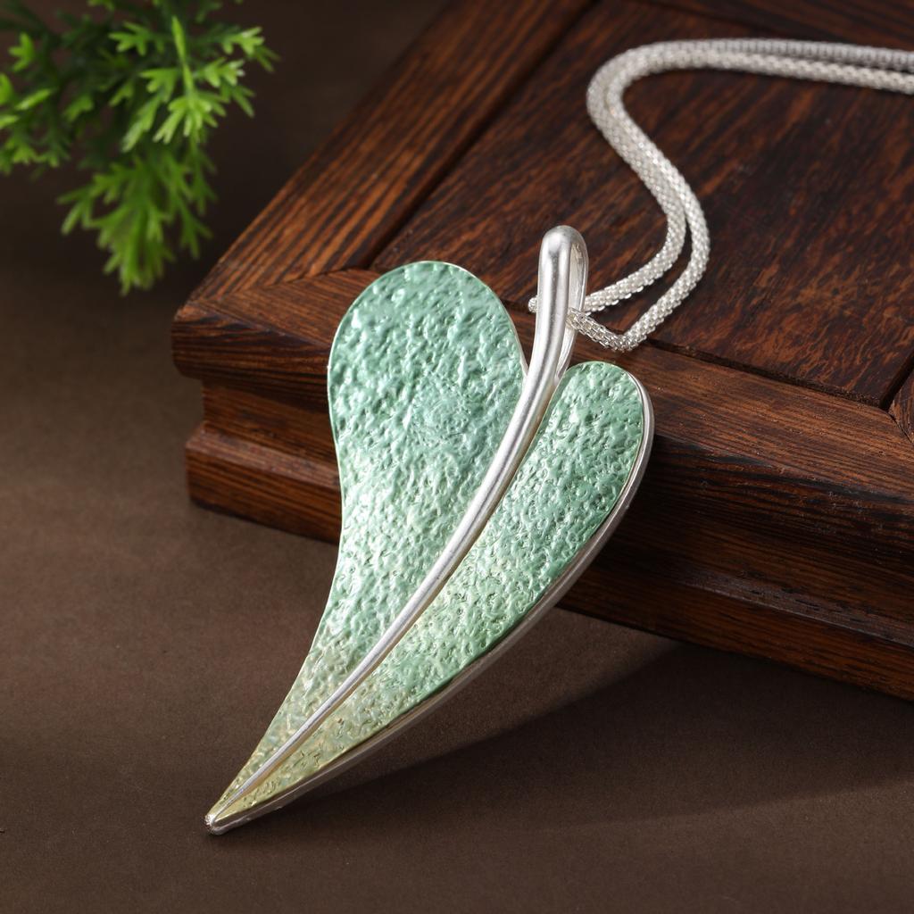 Новый эмалевый цвет с плавным переходом зеленые листья длинная подвеска женское простое старшее Он любит лист ожерелье