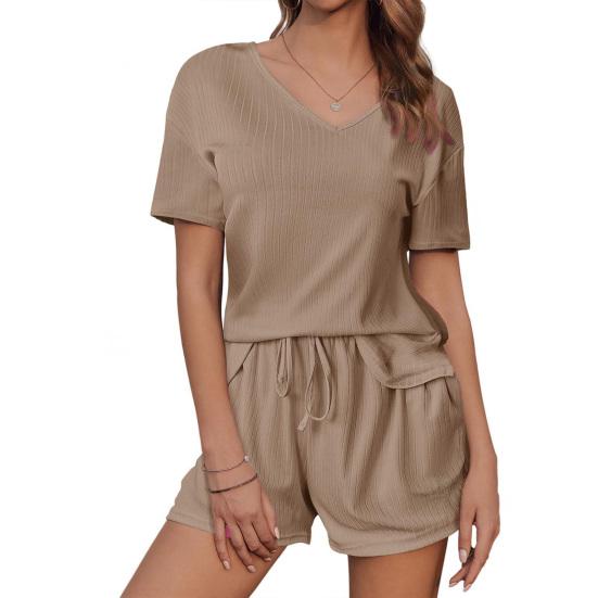 Женский летний комплект из 2 предметов: футболка с коротким рукавом и V-образным вырезом, эластичные шорты на талии, однотонный свободный покрой, повседневный наряд