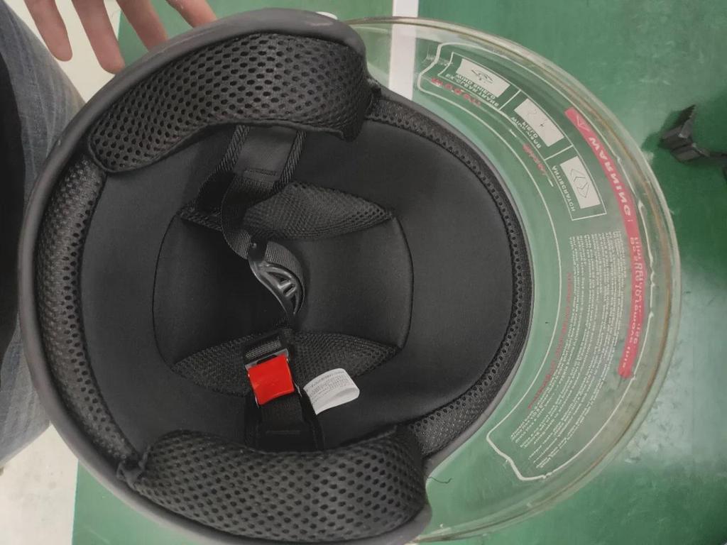 Всесезонный защитный шлем для электромобиля с защитой ушей для взрослых