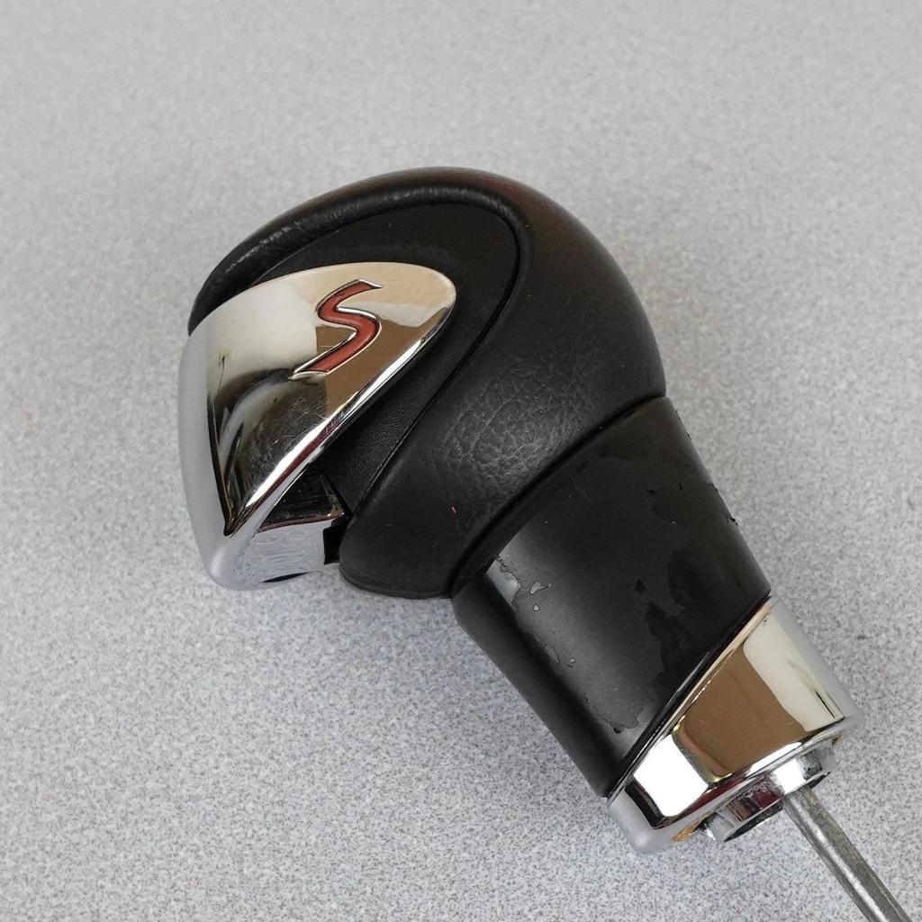 BMW Mini R55-R60 Gear Shift Knob Compatible: Part Numbers 25167584237, 25167584239