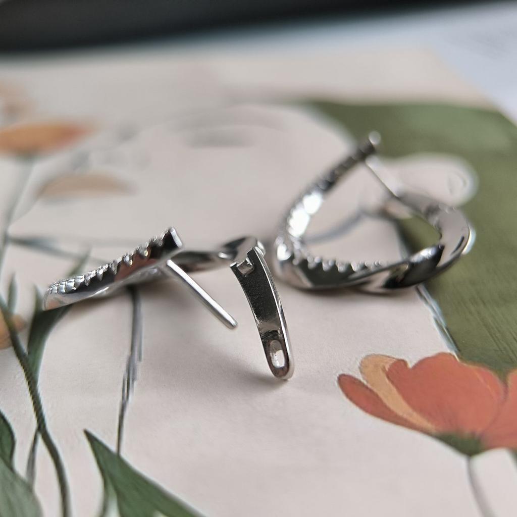 Серебряные серьги с фианитами (2190561)