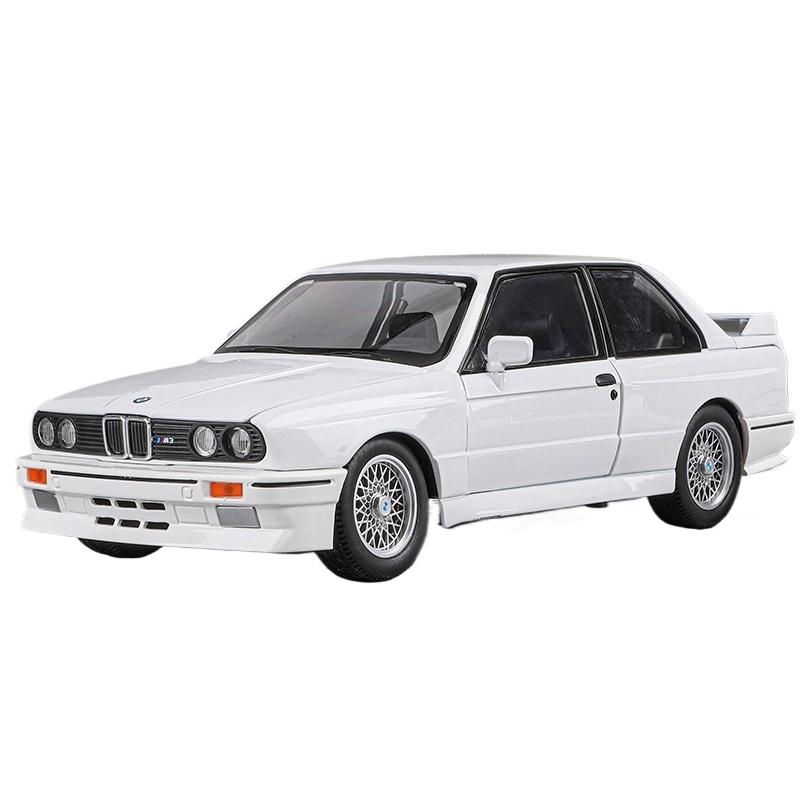 1/24 BMW M3 1988 Уличный автомобиль Литой сплав Металлическая модель автомобиля Коллекция Хобби Декоративное украшение Подарочная коробка для парня Подарок