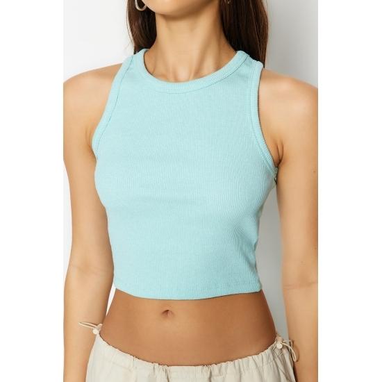 Гибкая трикотажная майка в рубчик с вырезом на шее Super Crop Halter