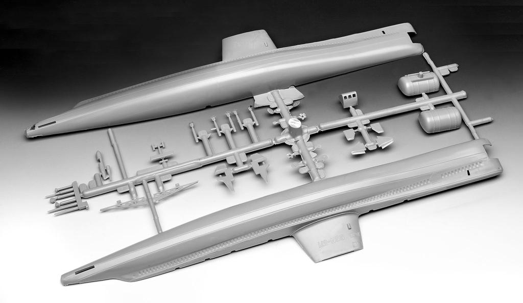 Немецкий пластиковый набор модели Revell масштаба Nautilus 05184 1/305 U.S.S.. (подводная лодка)