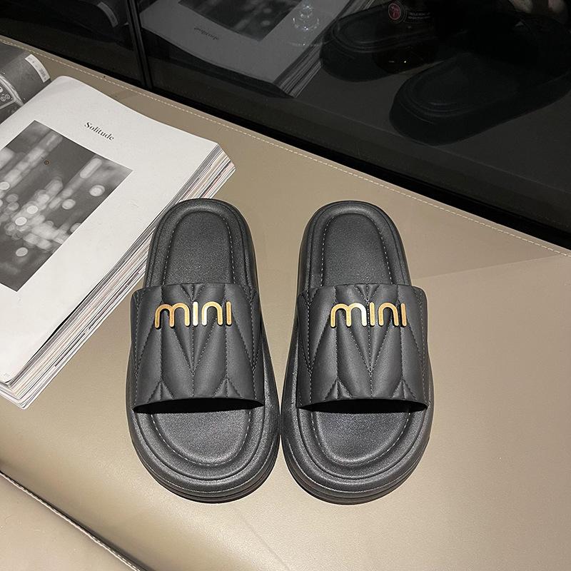 Summer New Peep Toe Slippers for Women Fashion Platform Casual Beach Shoes Female Home Non -slip Floor Designer Slides