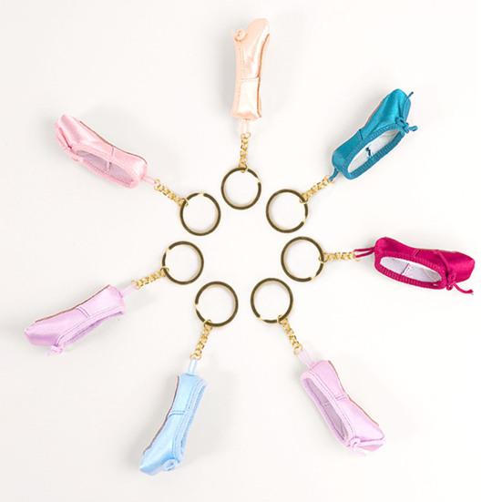 Атласный брелок для балетных туфель Ручной работы Мини-подвеска в виде пуантов с кольцом для ключей Шарм для сумки для любителей балета Подарок для балетных танцоров