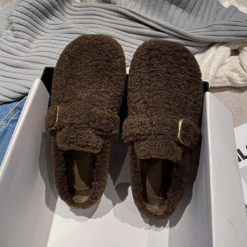 2025 Autumn/Winter Women's Thick Heel Fur Slippers, Round Toe, Closed Toe Mules, Size 41-43. Perfect for Outdoor Wear.