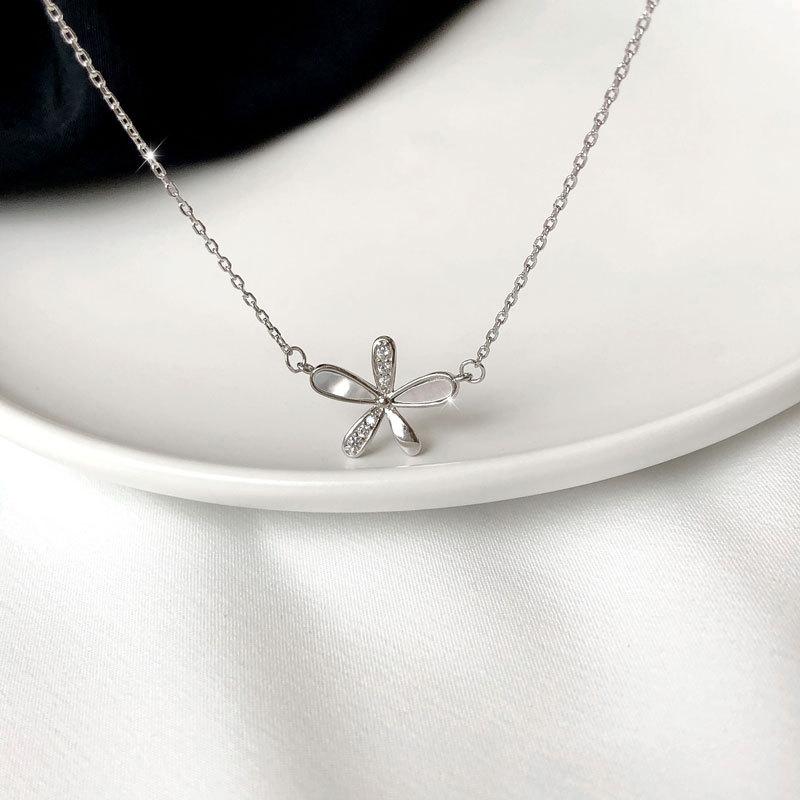 Ожерелье из свежего цветка, элегантная суперфея, универсальная цепочка на ключицу для студентки