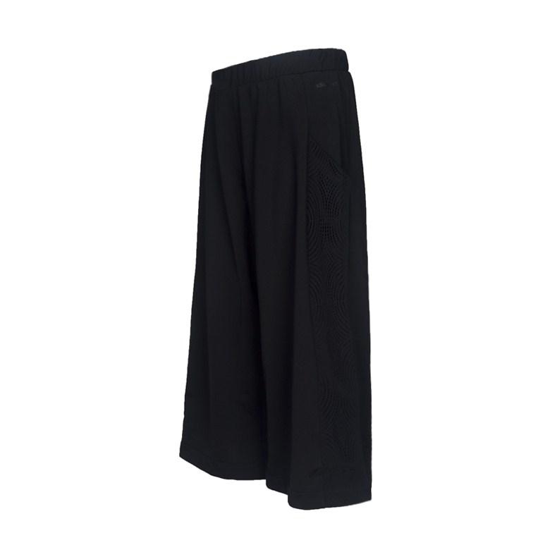 Adidas Neo Lifestyle Повседневная Серия Модные Универсальные Удобные Шорты Три Четверти Женские шорты Черные CD6663