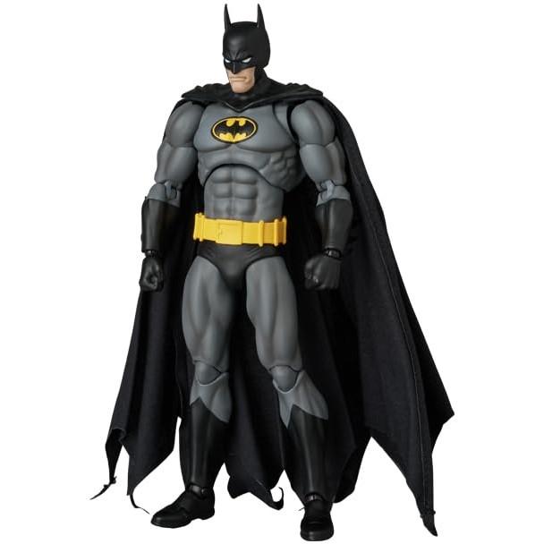 MEDICOM TOY MAFEX №270 КРЕСТОНОСЕЦ БЭТМЕН ЧЕРНАЯ Версия. Высота ок.. 160 мм немасштабированная окрашенная фигурка