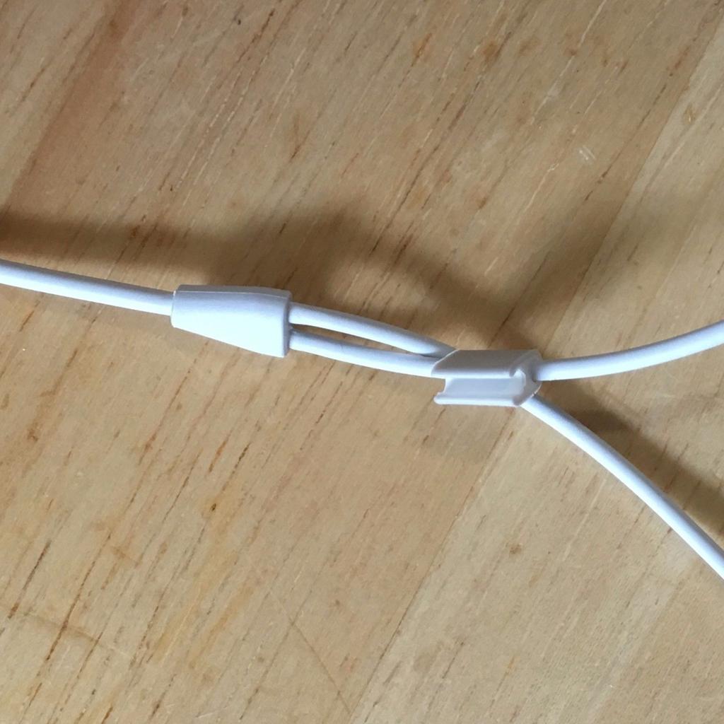 1PC Headset Earphone With Mic Volume Adjustable For iPhone 8 7 6 6s5 5S 4 4S 3G /Samsun