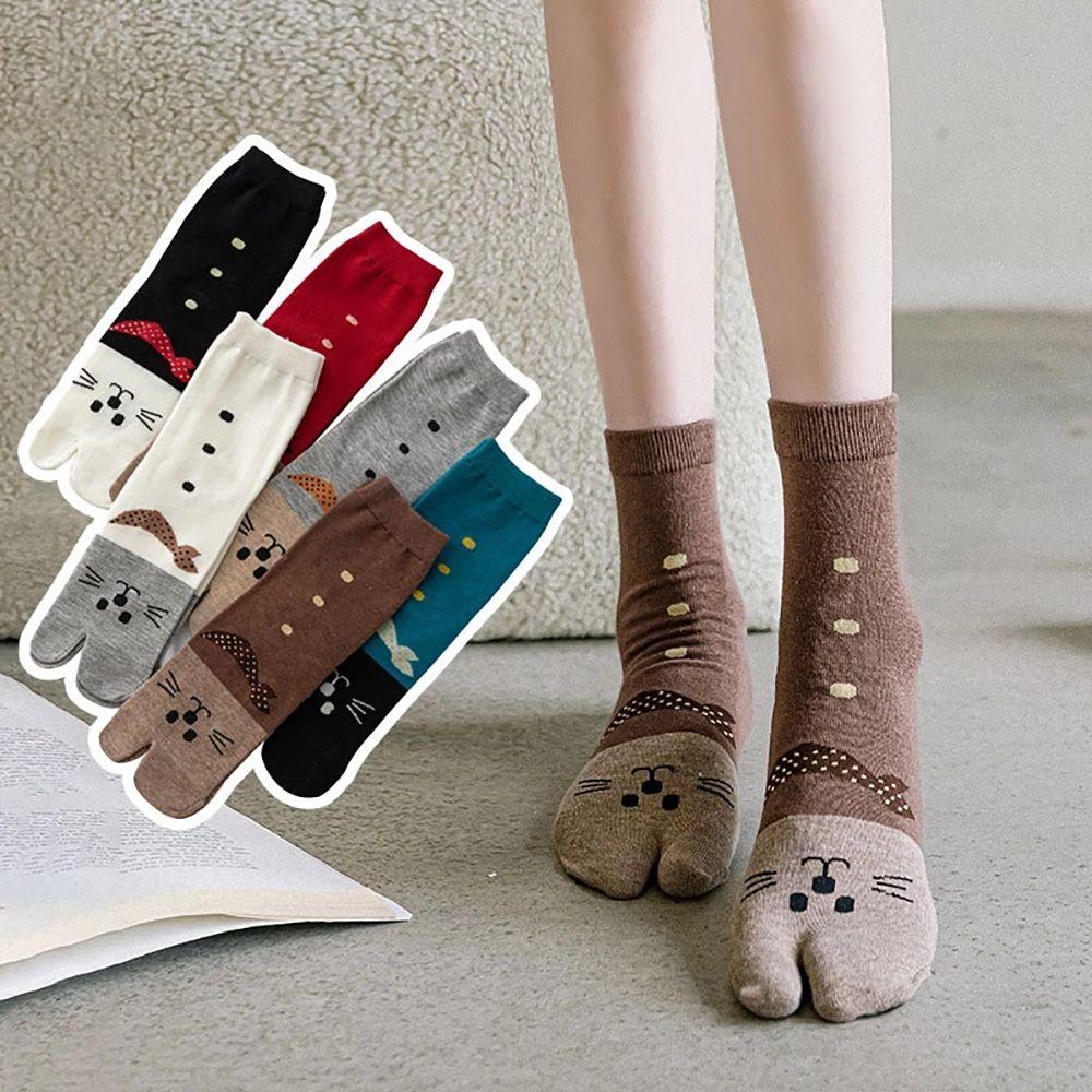 Harajuku Students Cartoon Cotton Split Toe Female Middle Tube Socks Cat Socks Hosiery Two Toe Socks