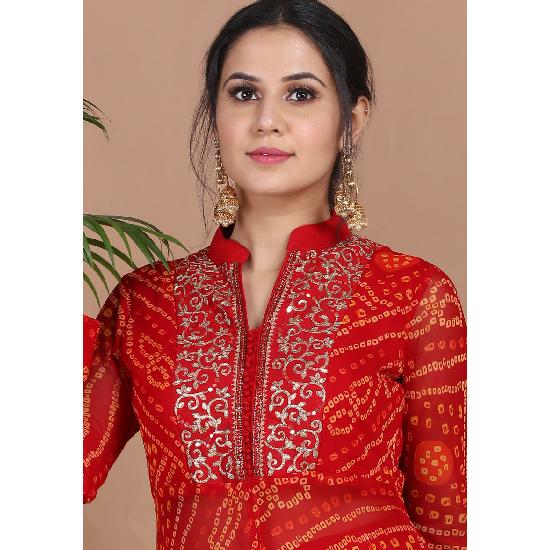 Недавно разработанный и настоятельно рекомендуемый комплект top-sarara для женщин, который можно носить в повседневные дни.