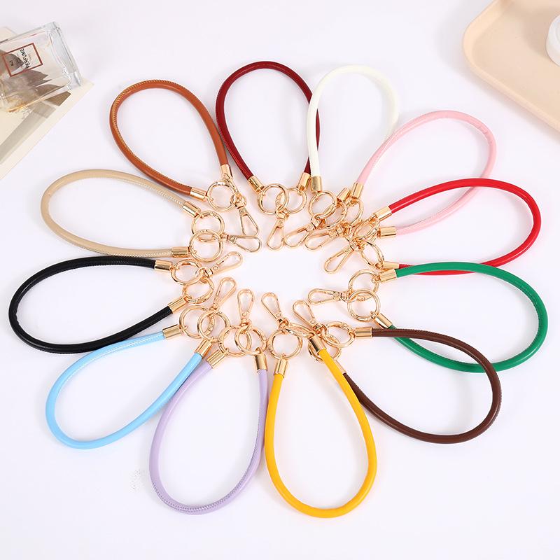 Trendy 6mm Leather Cord Keychain: Fashionable Wrist Strap Mobile Phone Lanyard