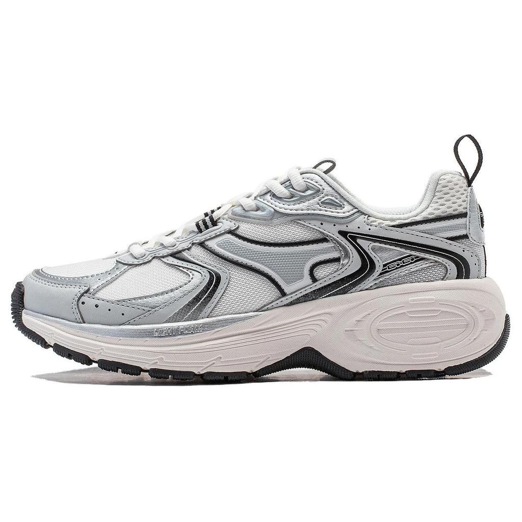 Li Ning 92 Cici V2 Versatile Simple Thick Sole Height Increasing Shock Absorbing Wear Resistant Low Top Casual Shoes Women Casual Shoes AGCU034-1