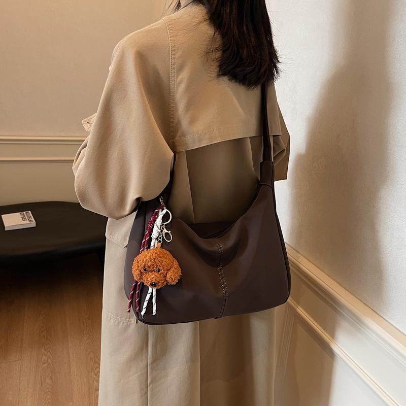 Premium Texture Large Capacity Tote Bag Fashion Retro Trend Shoulder Bag Daily Commute Messenger Dumpling Bag Wholesale
