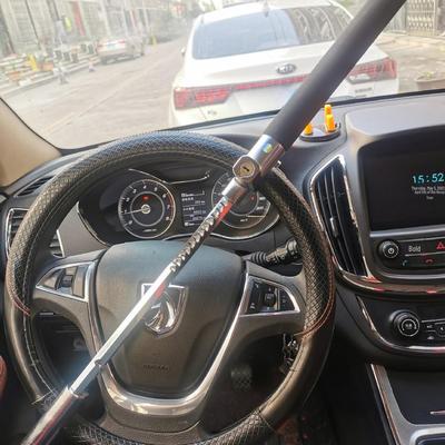U-образный замок рулевого колеса: Противоугонное и самооборонительное автомобильное устройство с ручкой для разбивания окон