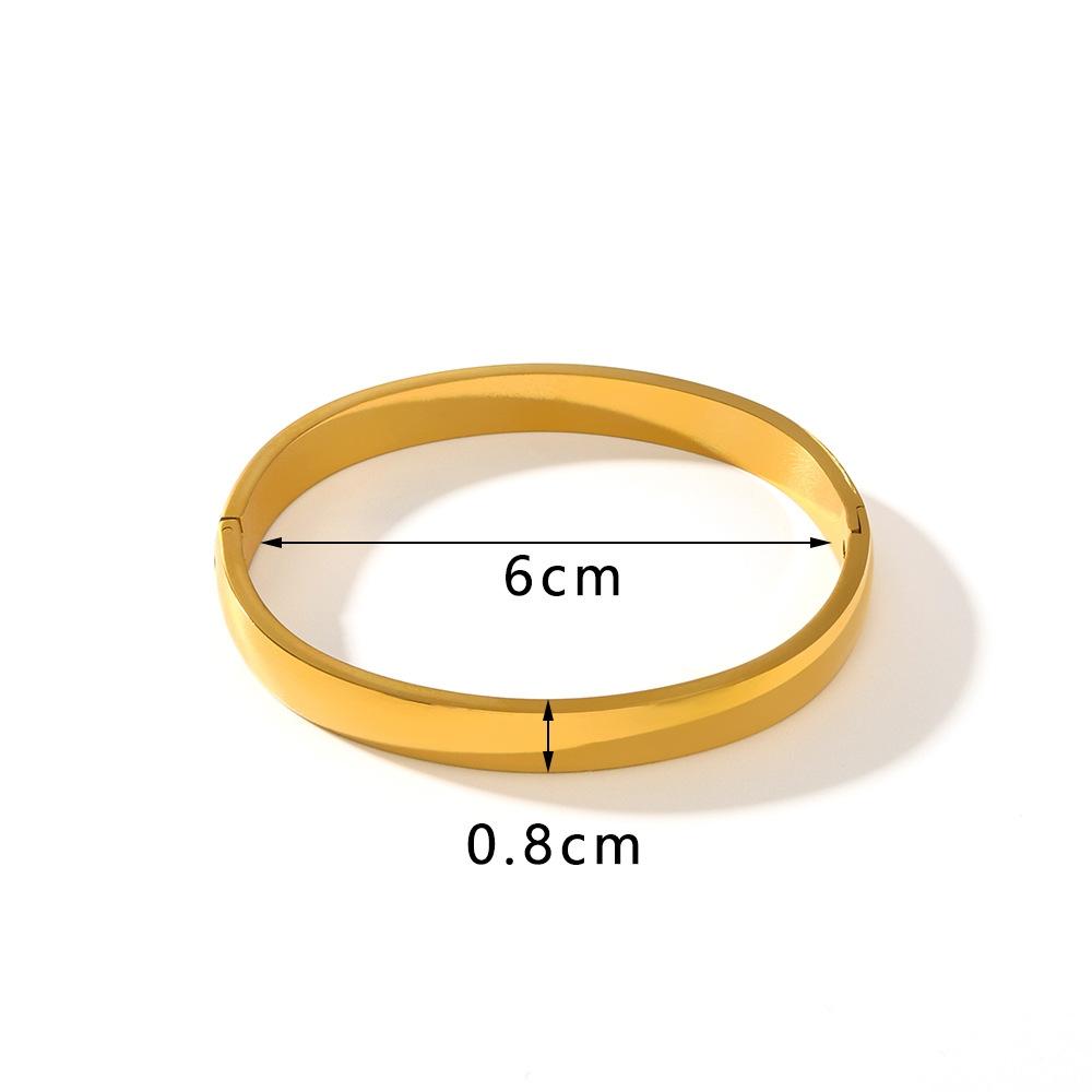 Htpwe Stainless Steel Glossy Solid Buckle Bracelet For Women 18k Gold Couple Holiday Gift Bracelet Party Daily Zircon