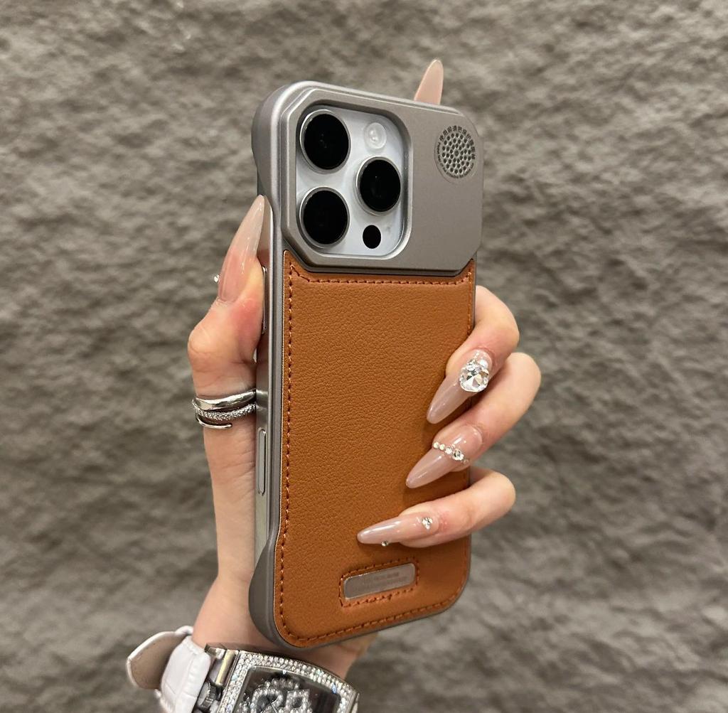 Магнитный чехол с ароматом кожи для iPhone 17 Pro Max с металлической рамкой, безрамочный дизайн