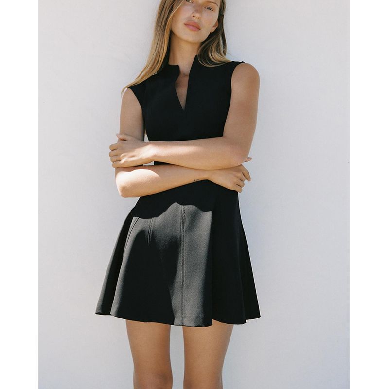 Summer Women's A- Line Hem Sleeveless Crepe V Neck Simple Graceful Mini Dress 2242620