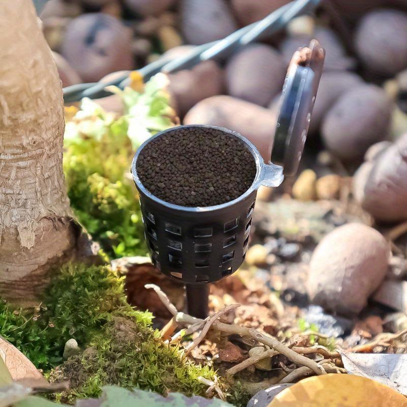 50Pcs Plant Fertilizer Baskets Dome Case Plastic Automatic Nursery Pots with Lid Plant Bug Portable Bonsai Cover Box Tools