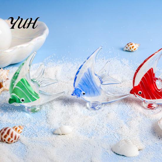 Glass Tropical Fish Figurine Figurine, Handmade Blown Ornament, Miniature Artistic Home Ornament Colorful Statue for Beach House Table Decor