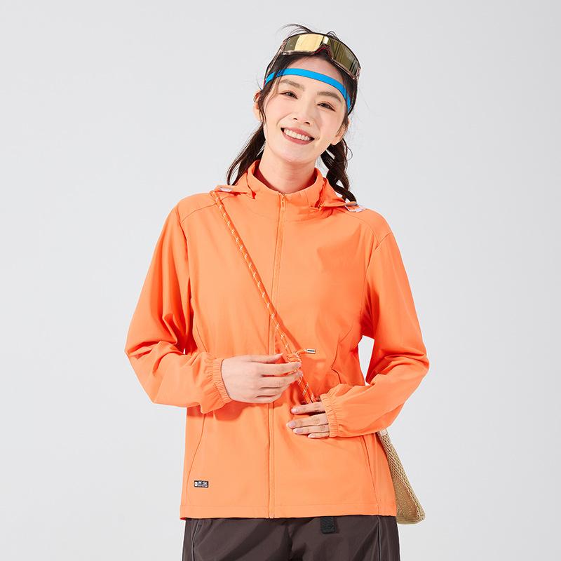 UPF10 + new sunscreen clothing for men and women loose and quick-drying ice silk jacket outdoor UV protection light skin clothing for women