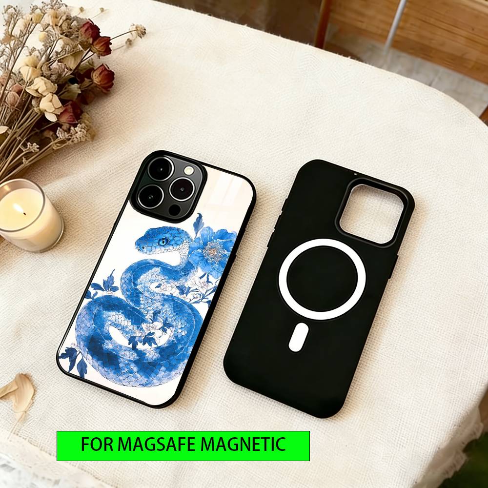 Serpent Phone Case For iPhone17,16,15,14,13,12,11 Plus,Pro Magnetic For Magsafe Wireless Charging