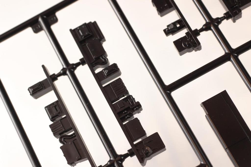 PM Office A PLUM Underfloor Equipment for JNR New Performance Middle Car Main 1 Car Plastic Kit PP239 1/80 Train, (Resistor, Controller, Etc.)