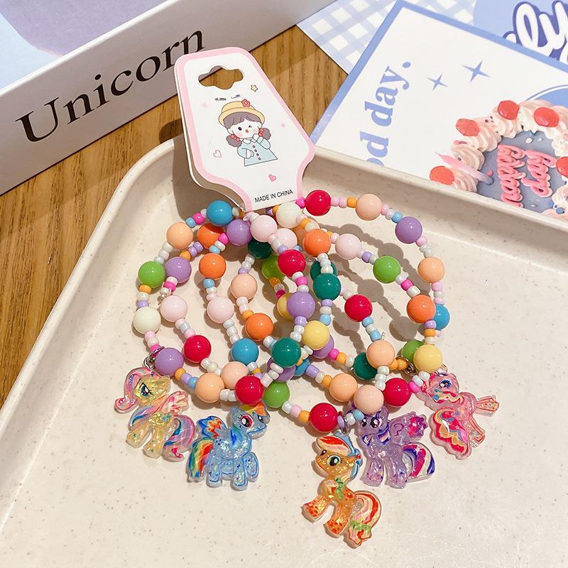Набор из 5 милых браслетов с бусинами в стиле граффити из смолы для маленьких девочек - Дизайн с мультяшной принцессой