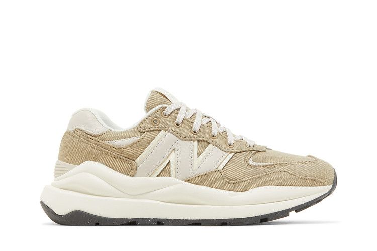 Женские кроссовки New Balance Wmns 57/40 'Angora'