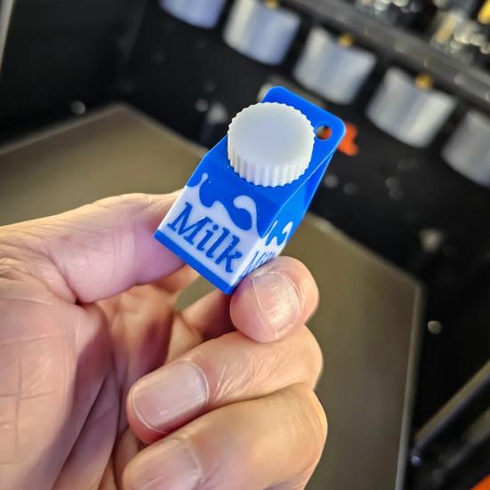 Держатель для таблеток из картонной коробки для молока, мини-брелок для хранения таблеток из картонной коробки для молока, сумка-рюкзак для людей с непереносимостью лактозы