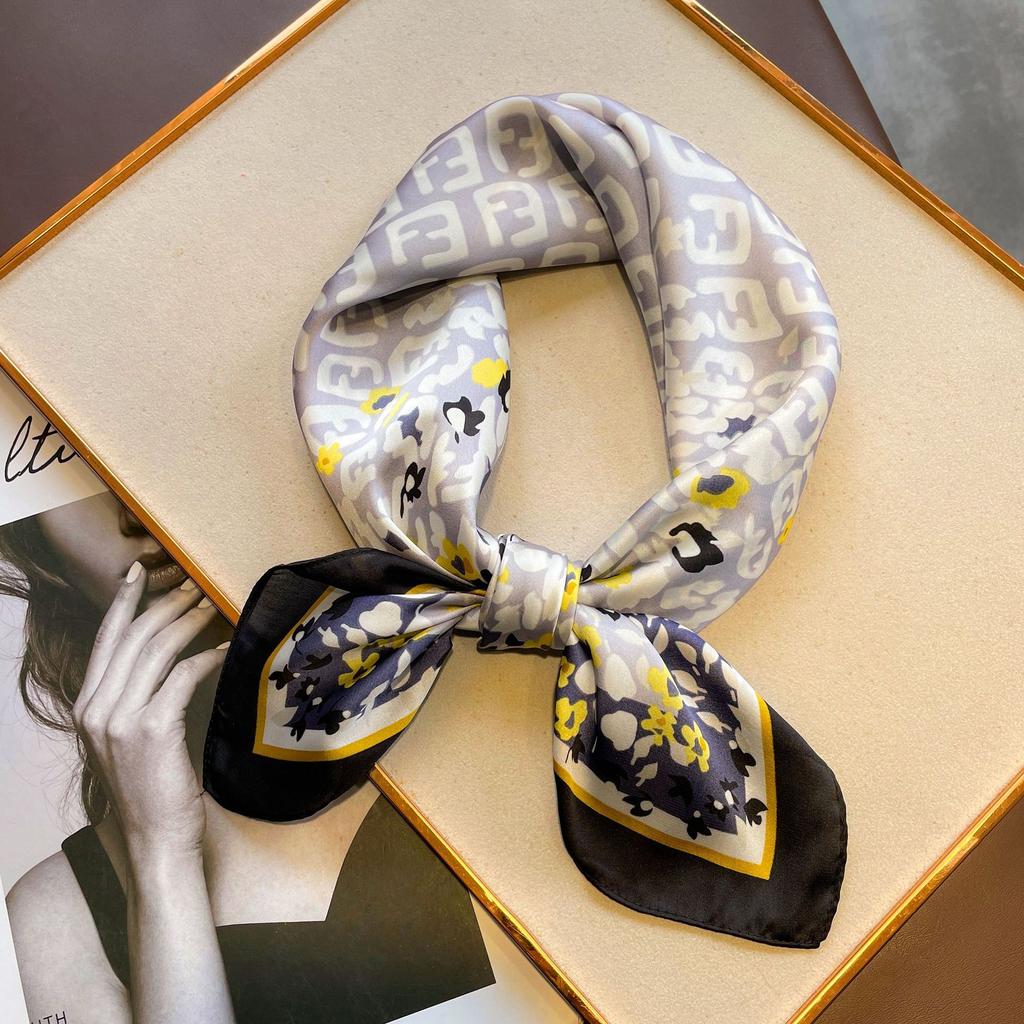70 * 70cm New Silk Small Square Scarf For Women'S Neck Protection Professional Scarf Versatile Hair Tie Headscarf Scarf