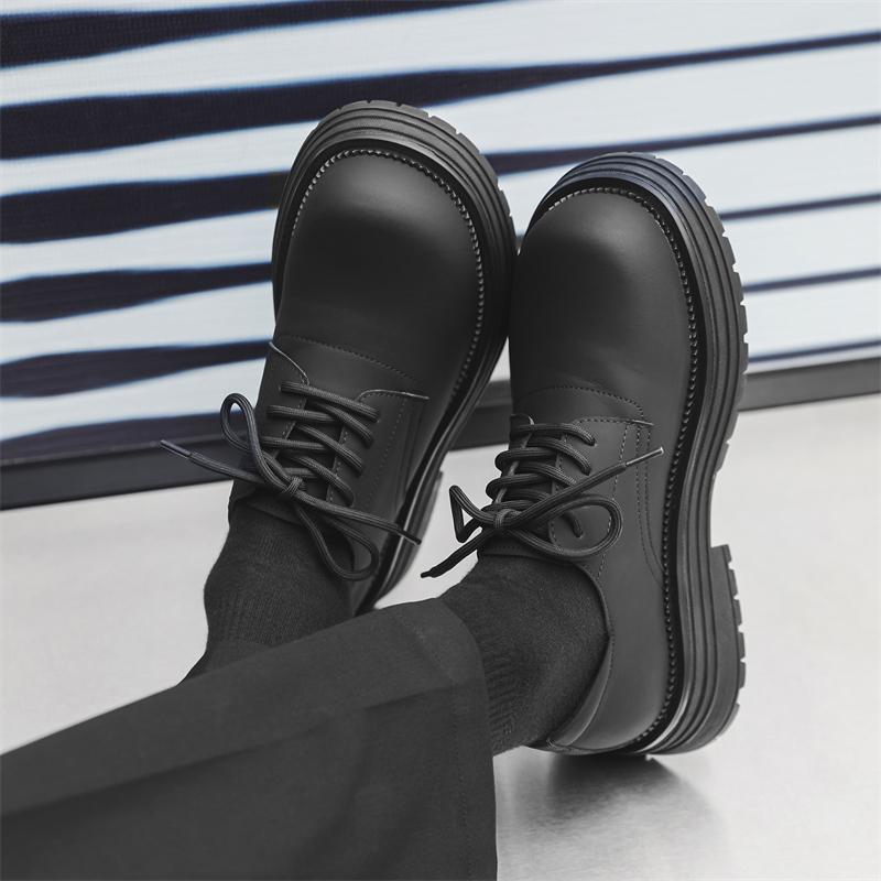 Модные повседневные туфли Дерби мужские кожаные туфли Модный минималистский дизайн Повседневные офисные туфли для отдыха на открытом воздухе для деловых вечеринок Туфли на толстой подошве Белые