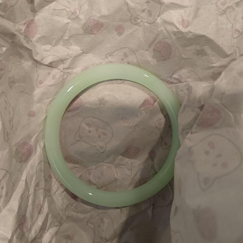 Браслет из зеленого стекла в китайском стиле с цветочным узором, вдохновленный Xiaohongshu – свежий, универсальный и сказочный