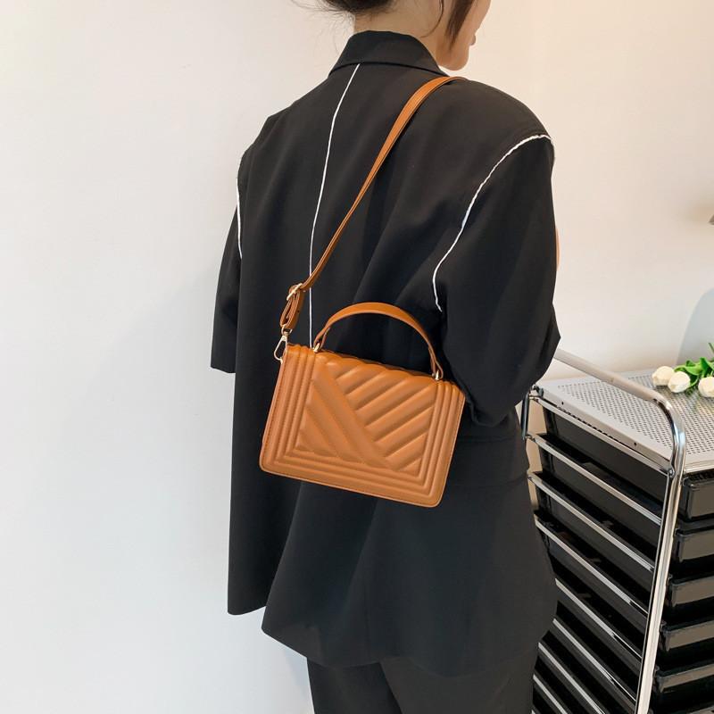 Stylish Korean Trendy Pu Leather Crossbody Bag With Magnetic Closure For Women