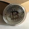 Памятная золотая монета Bitcoin