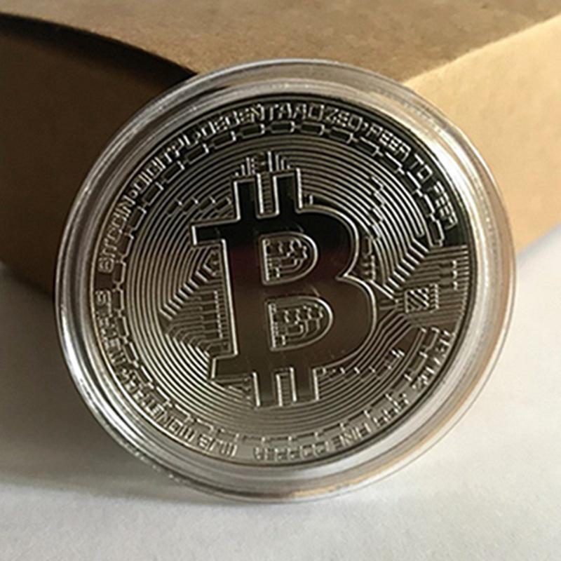 Памятная золотая монета Bitcoin