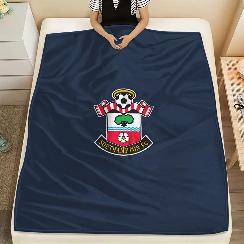Southampton F.C Flannel Blanket, High quality Comfortable for All Seasons, Home Decor, Warmth and Comfort