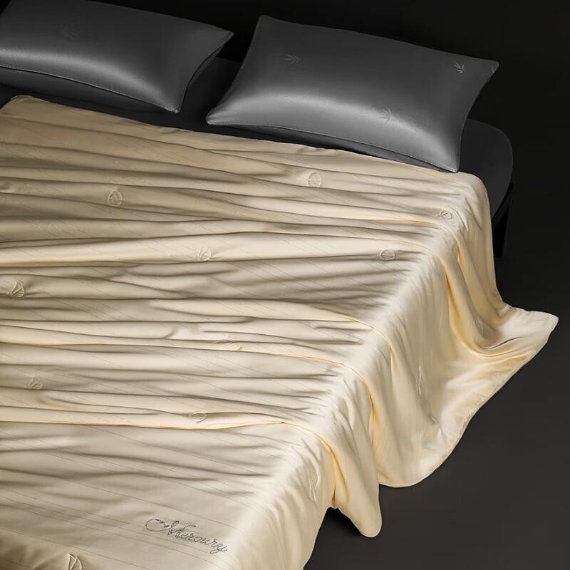 Летнее одеяло Mercure Home из туссового шелка
