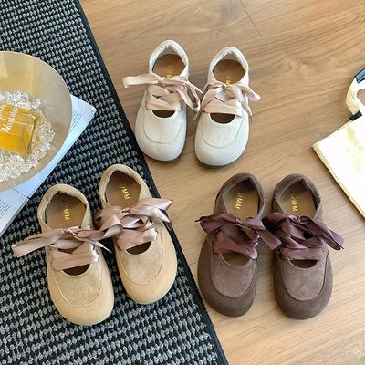 Модная женская обувь на плоской подошве с кружевом Fashon Повседневные кроссовки Дизайнерские элегантные балетки для танцев 2025 Осень Новые мелкие Zapatillas De Mujer